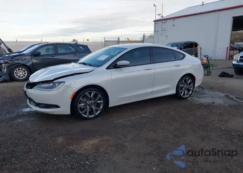 2015 Chrysler 200 S из США, поврежденный, VIN 1C3CCCDG0FN693925